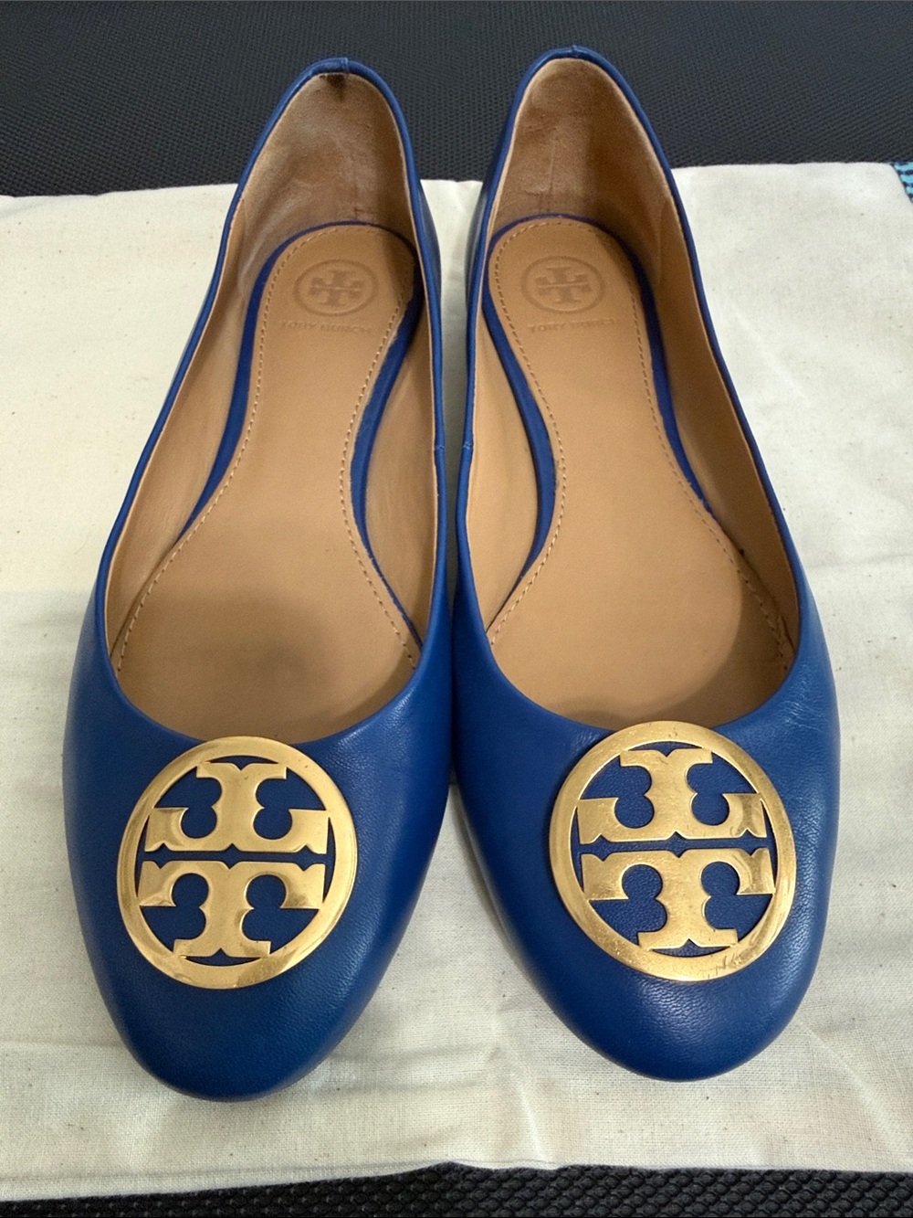 Tory Burch Blue Leather Ballet Flats with Gold Logo Medallion - 7.5